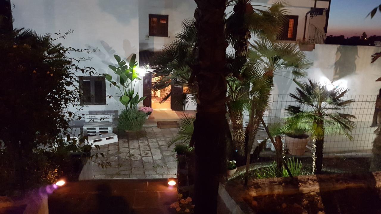 Relais Villa Lama Boutique Hotel Taranto Exterior photo